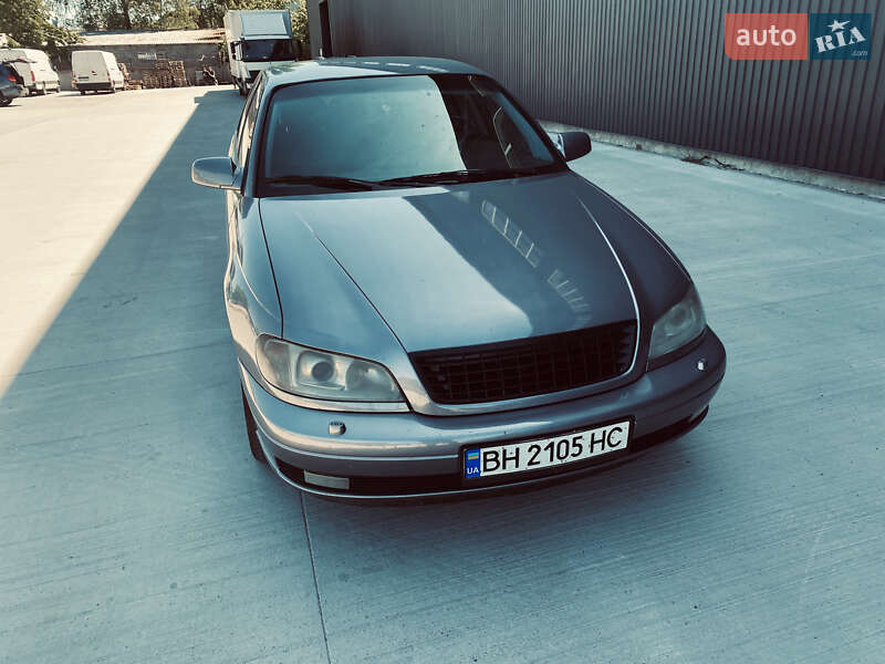 Opel Omega 2001
