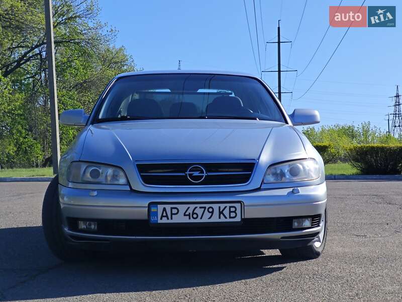Opel Omega 2001