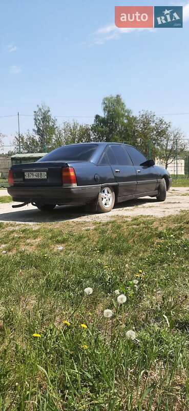 Седан Opel Omega 1989 в Могилів-Подільському