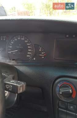 Седан Opel Omega 1996 в 