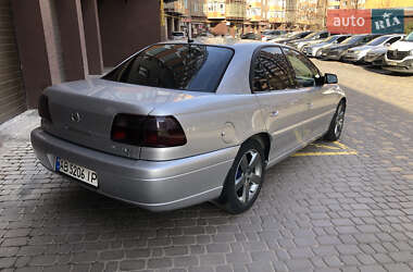 Седан Opel Omega 2002 в 