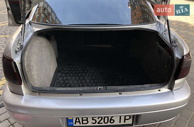 Седан Opel Omega 2002 в 