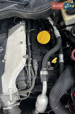 Універсал Opel Omega 2002 в 