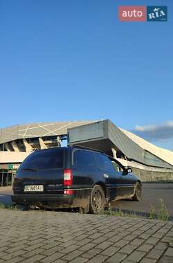 Универсал Opel Omega 1995 в Львове
