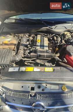 Седан Opel Omega 1998 в 