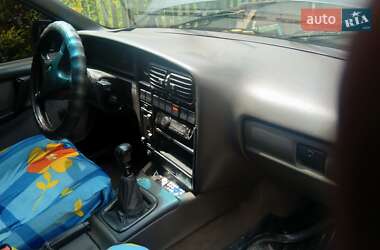 Седан Opel Omega 1989 в 