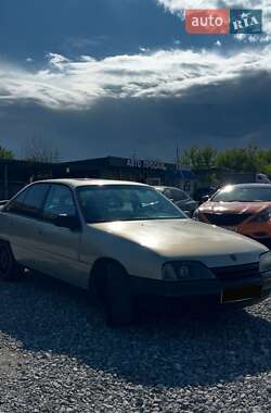 Седан Opel Omega 1989 в 
