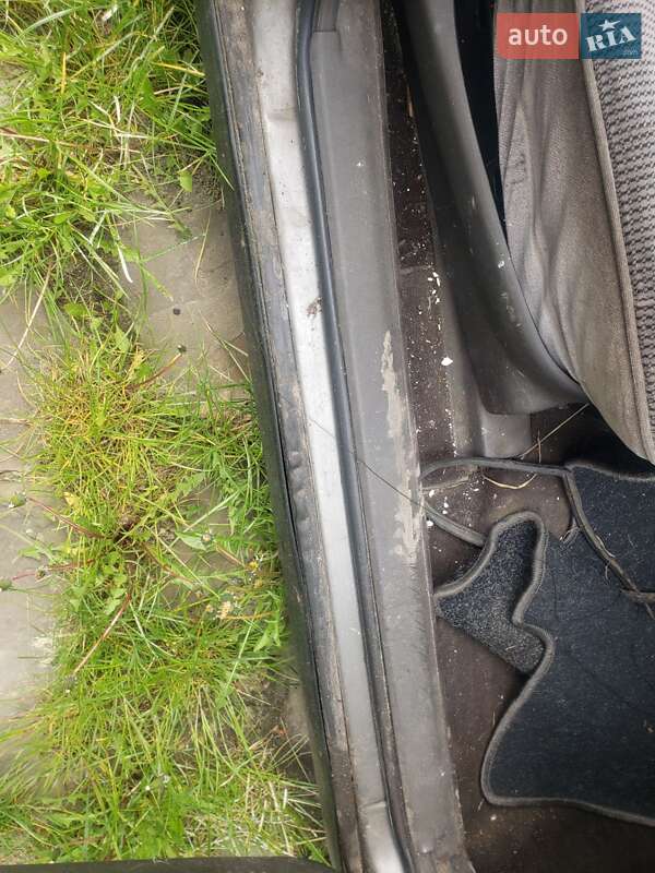 Седан Opel Omega 1988 в Києві