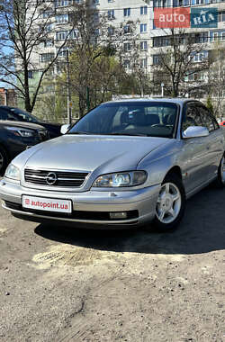 Седан Opel Omega 2000 в Сумах