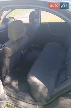 Седан Opel Omega 1995 в 