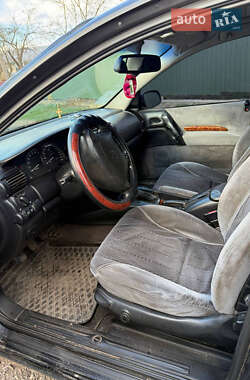 Седан Opel Omega 1994 в Жашкове