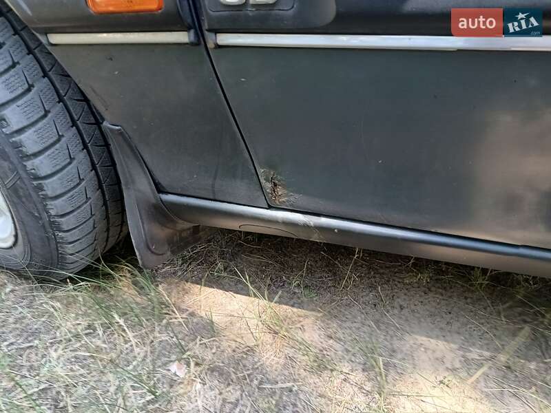 Седан Opel Omega 1994 в Павлограде