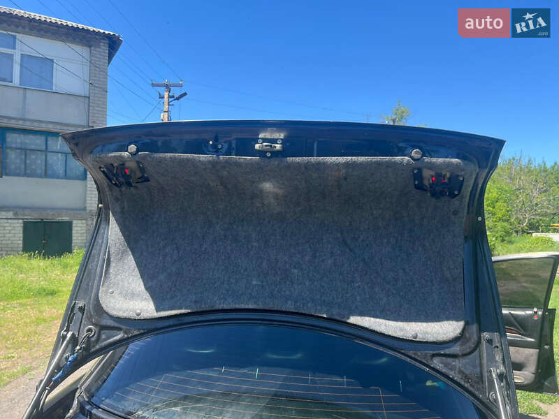 Седан Opel Omega 1996 в Староконстантинове