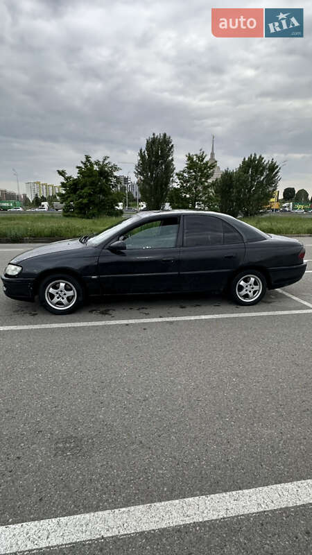 Седан Opel Omega 1995 в Киеве фото 2 Седан Opel Omega 1995 в Киеве