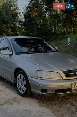 Седан Opel Omega 2003 в Золотоноше