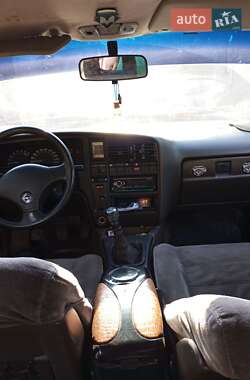 Седан Opel Omega 1987 в 
