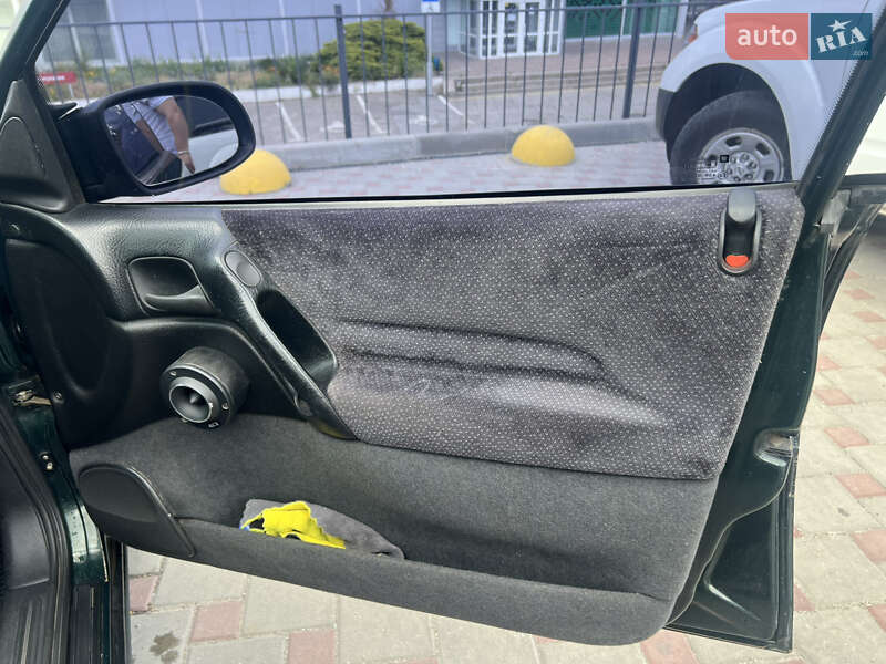 Седан Opel Omega 1994 в Запоріжжі