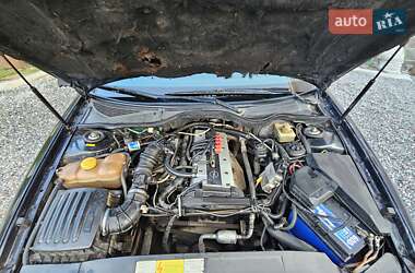 Седан Opel Omega 1998 в Люботині