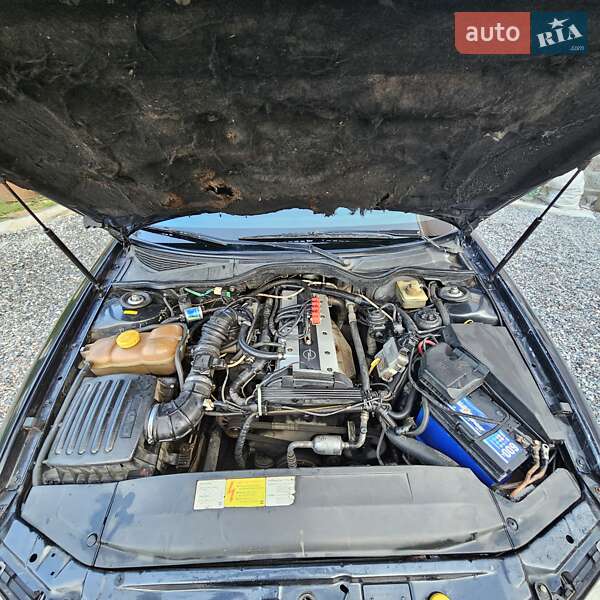 Седан Opel Omega 1998 в Люботине