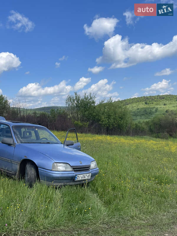 Седан Opel Omega 1986 в 