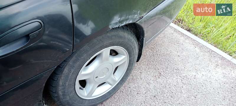 Седан Opel Omega 2000 в Житомирі фото 8 Седан Opel Omega 2000 в Житомирі