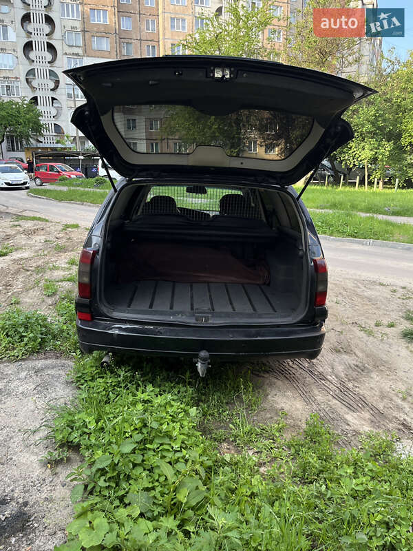 Універсал Opel Omega 2002 в Рівному