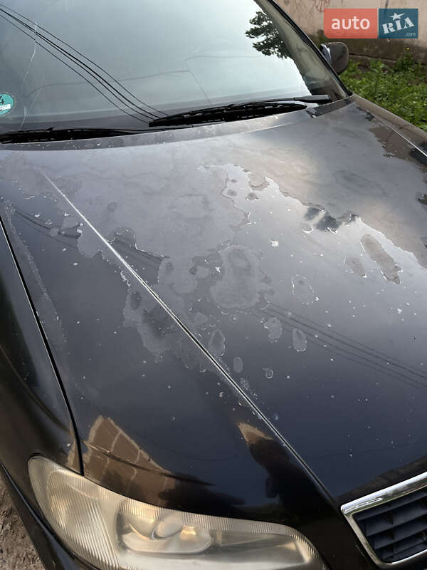 Універсал Opel Omega 2002 в Рівному