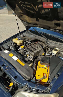 Седан Opel Omega 2001 в 