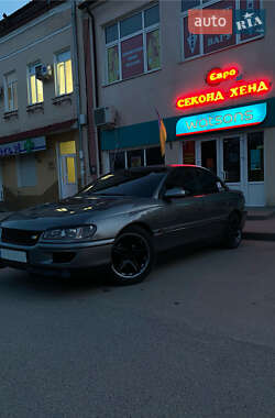 Седан Opel Omega 1996 в Тернополе
