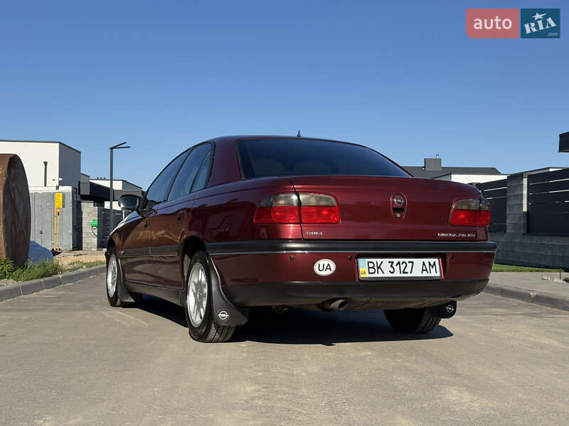 Седан Opel Omega 1999 в Ровно