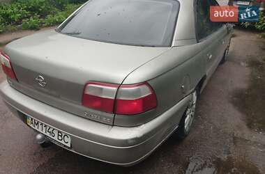 Седан Opel Omega 2002 в Житомире