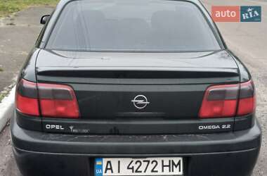 Седан Opel Omega 2000 в 
