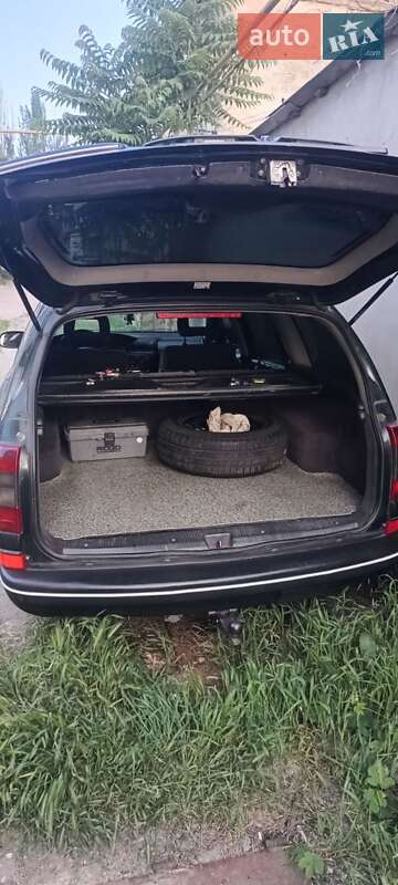 Универсал Opel Omega 1995 в Одессе