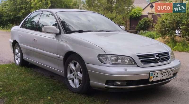 Седан Opel Omega 2003 в Черкассах