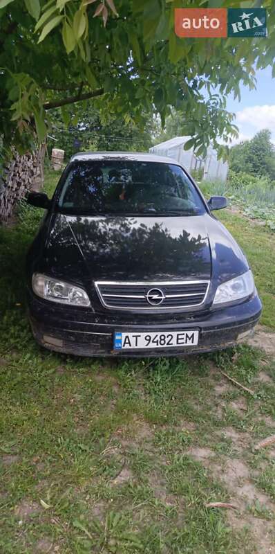 Opel Omega 2002