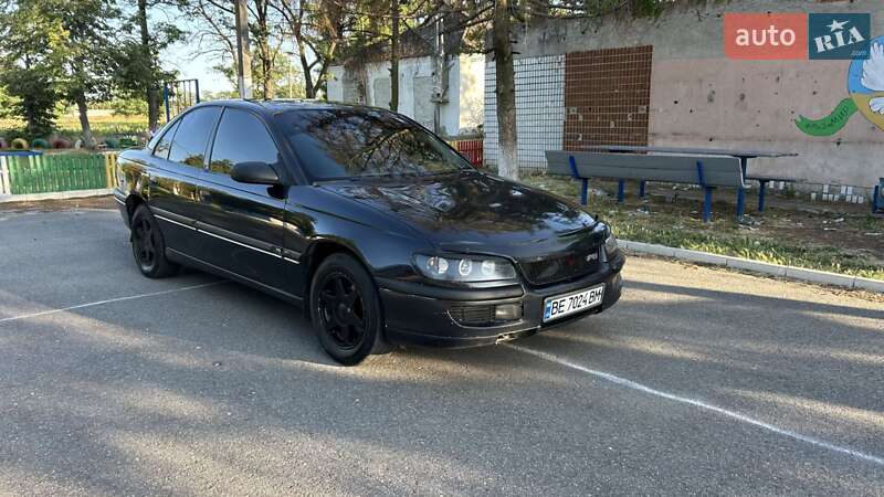 Седан Opel Omega 1996 в Новому Бузі