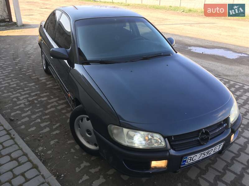Седан Opel Omega 1998 в Львове