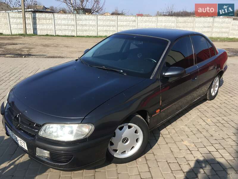 Седан Opel Omega 1998 в Львове