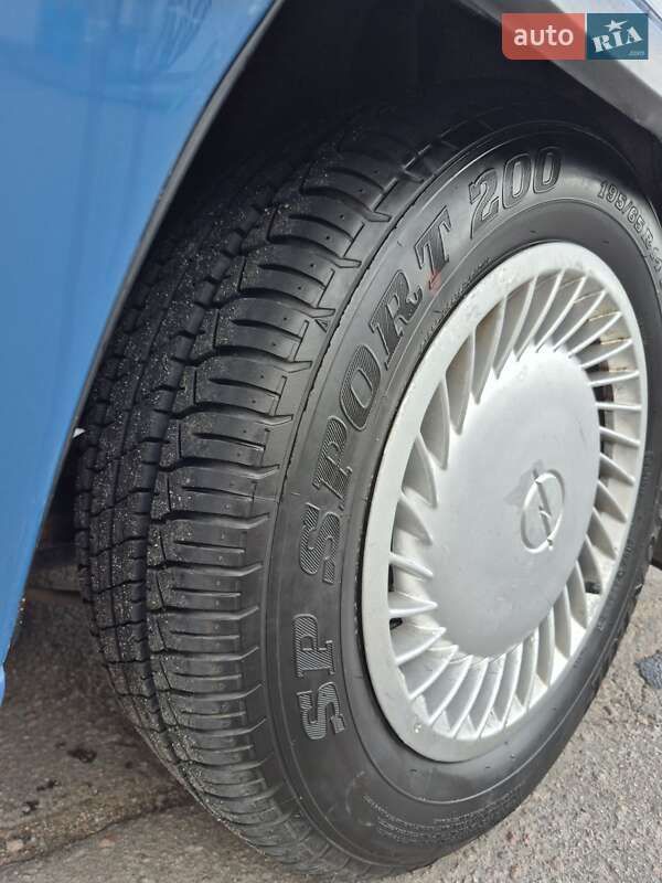 Седан Opel Omega 1987 в Кременчуге