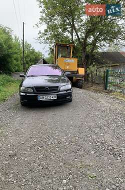 Седан Opel Omega 2002 в Хмельницькому
