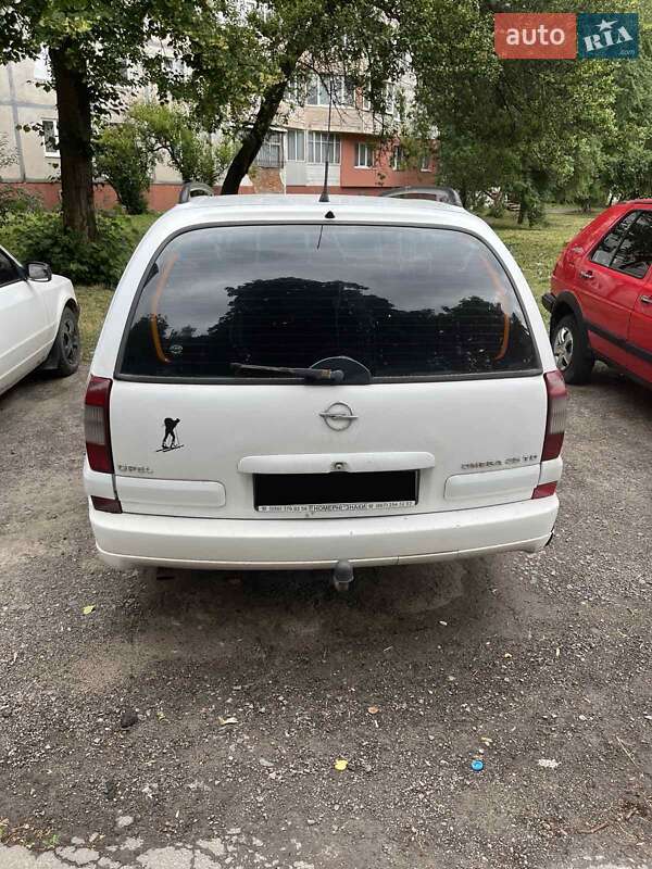 Універсал Opel Omega 2000 в Рівному