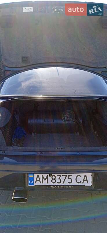 Седан Opel Omega 2000 в Житомире