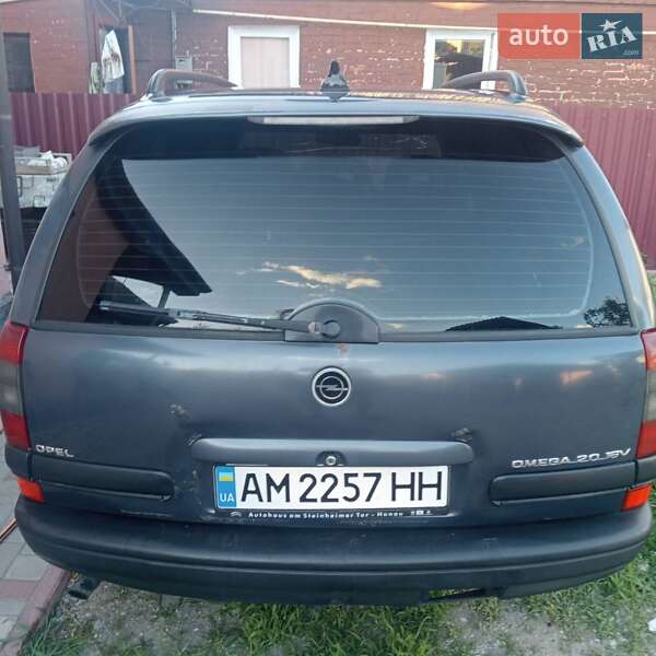 Універсал Opel Omega 1996 в Житомирі