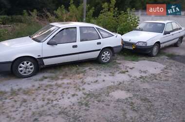 Седан Opel Omega 1988 в Виннице