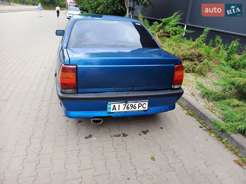 Седан Opel Omega 1988 в Белой Церкви