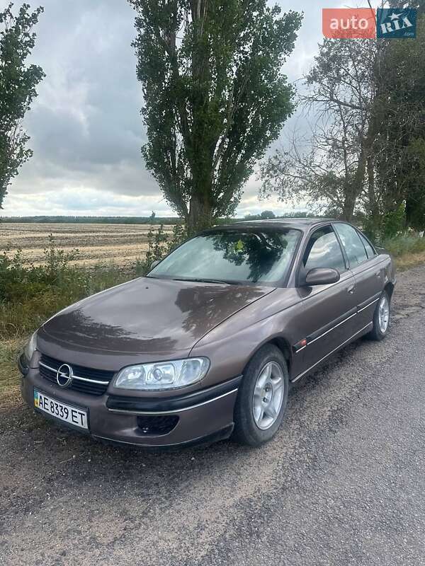 Седан Opel Omega 1998 в 