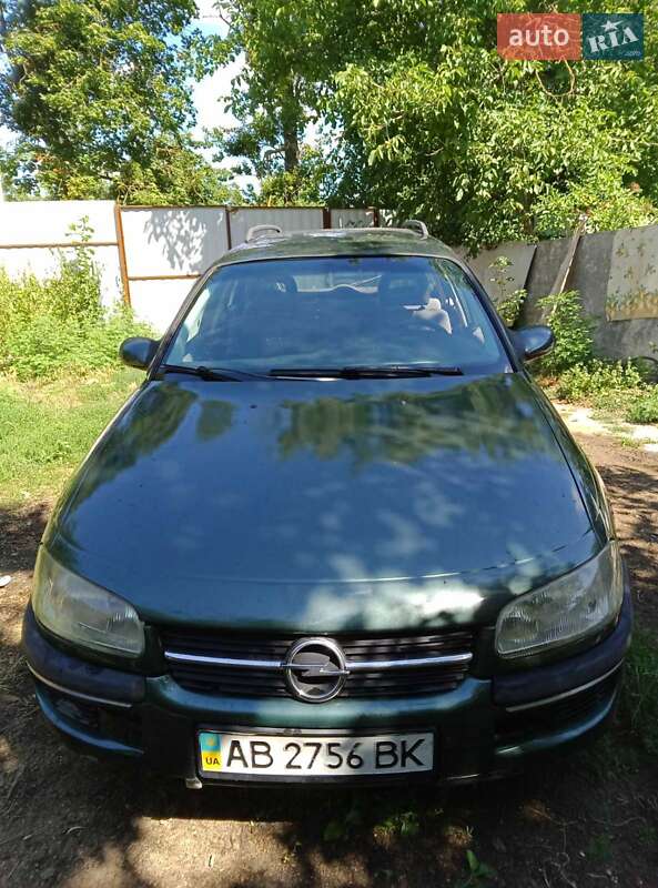 Универсал Opel Omega 1995 в Гайсине