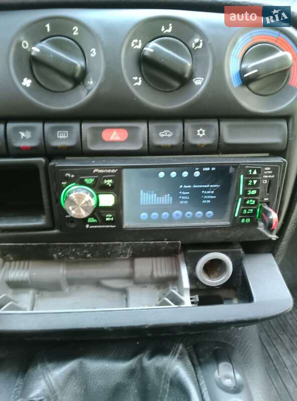 Универсал Opel Omega 1995 в Гайсине