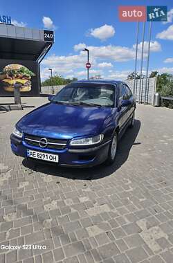 Седан Opel Omega 1994 в Днепре