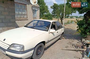 Седан Opel Omega 1987 в Казанці